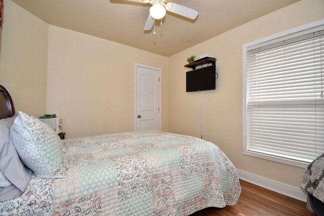 Building Photo - 3 Bed, 2 Bath Home in Ruston