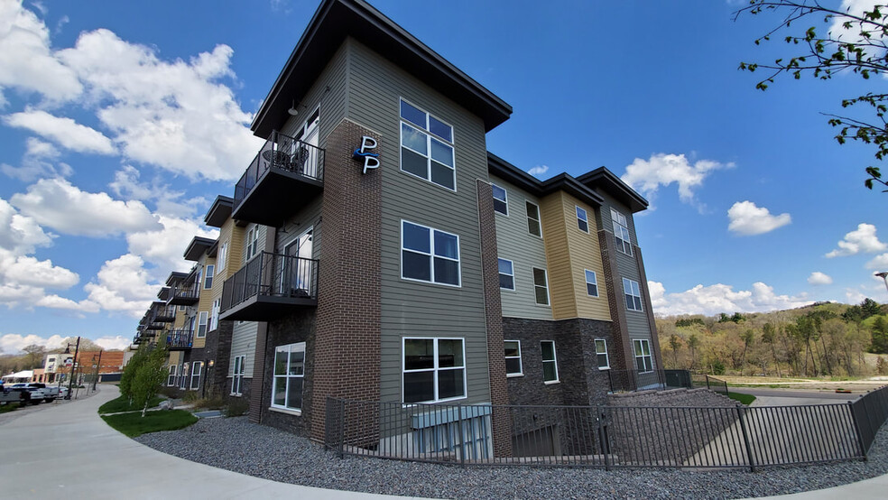 Primary Photo - Prairie Place