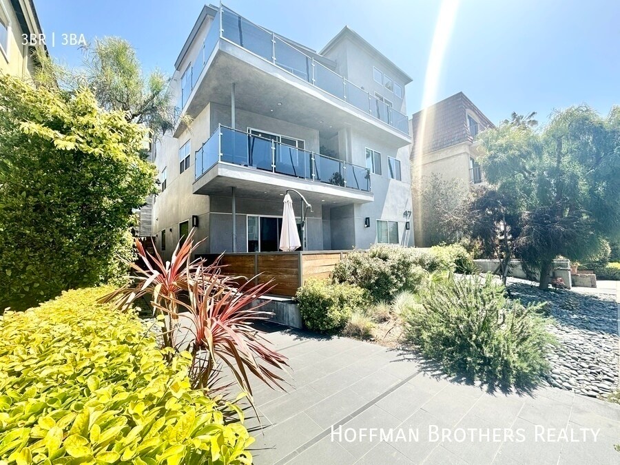 Building Photo - 947 4th St