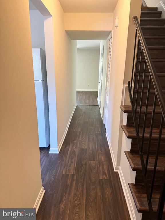 Building Photo - 413 Olde Greenwich Cir