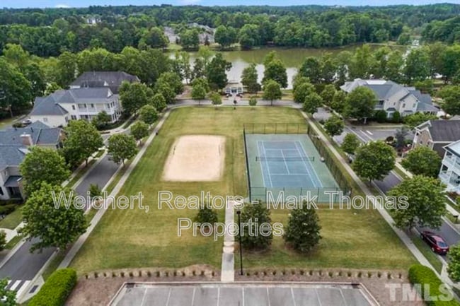 Building Photo - 116 Hamilton Hedge Pl