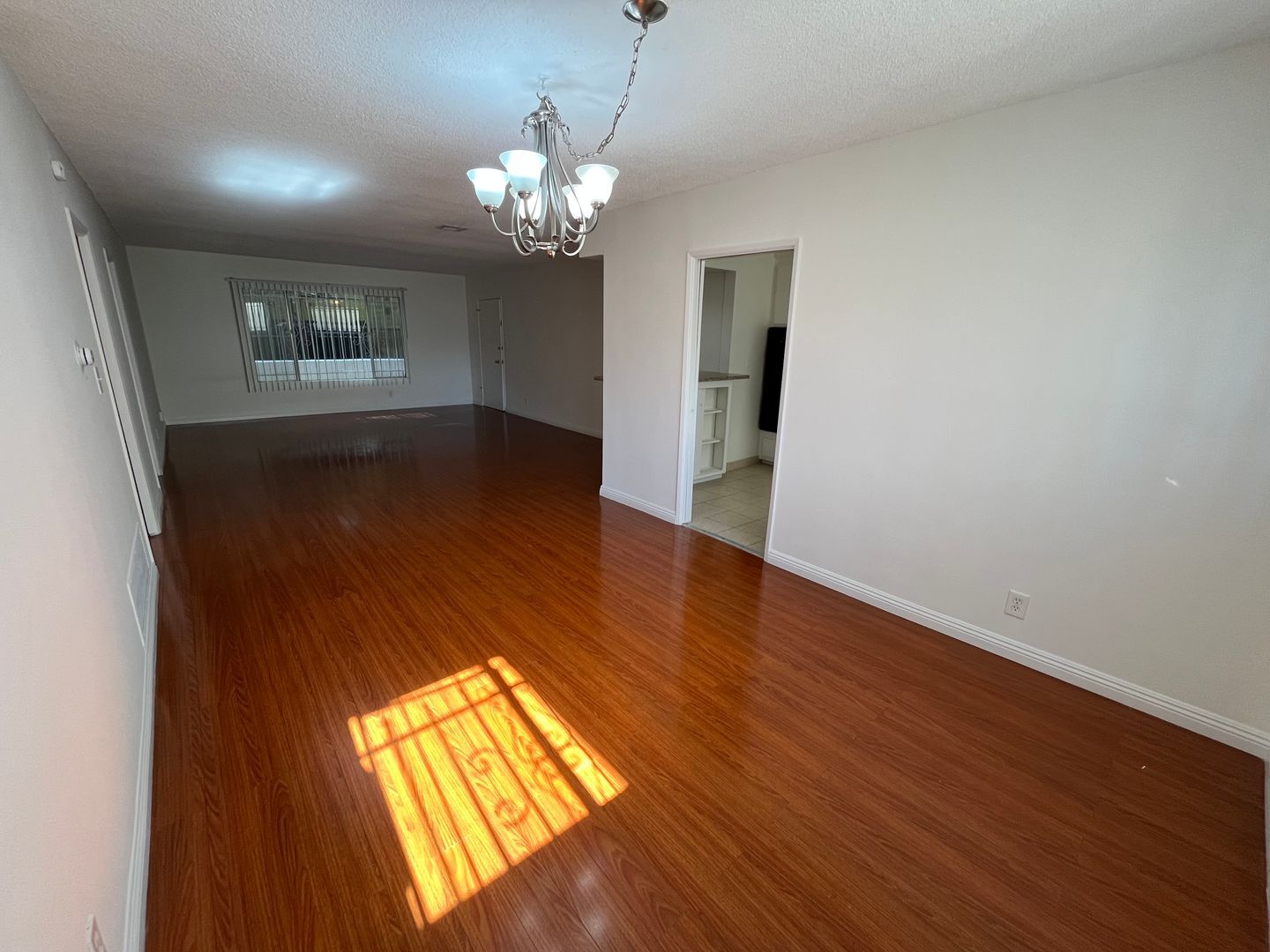 Building Photo - 1065 S Holt Ave