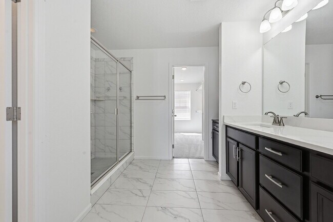 Building Photo - $2,840.95- 3-bed, 2.5 bath home in Aurora