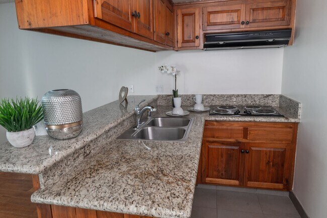 Building Photo - 1060 20th St