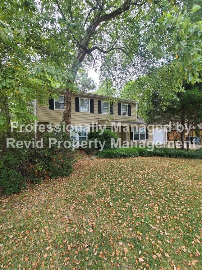 Building Photo - 4 bedroom home in Memphis!