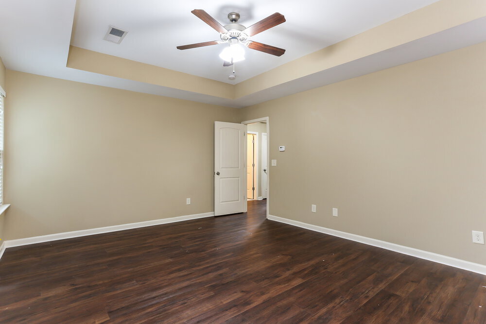 Building Photo - 118 Crescent Woode Way