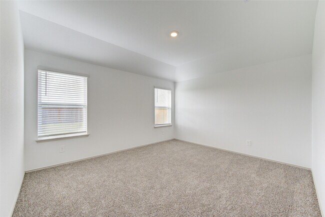 Building Photo - 1806 Laguna Wy