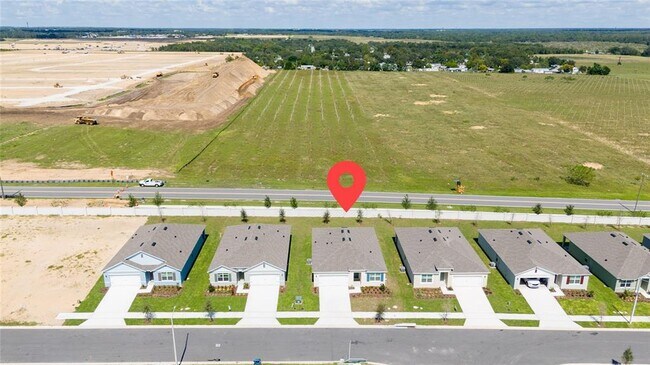 Building Photo - 804 Silver Palm Dr