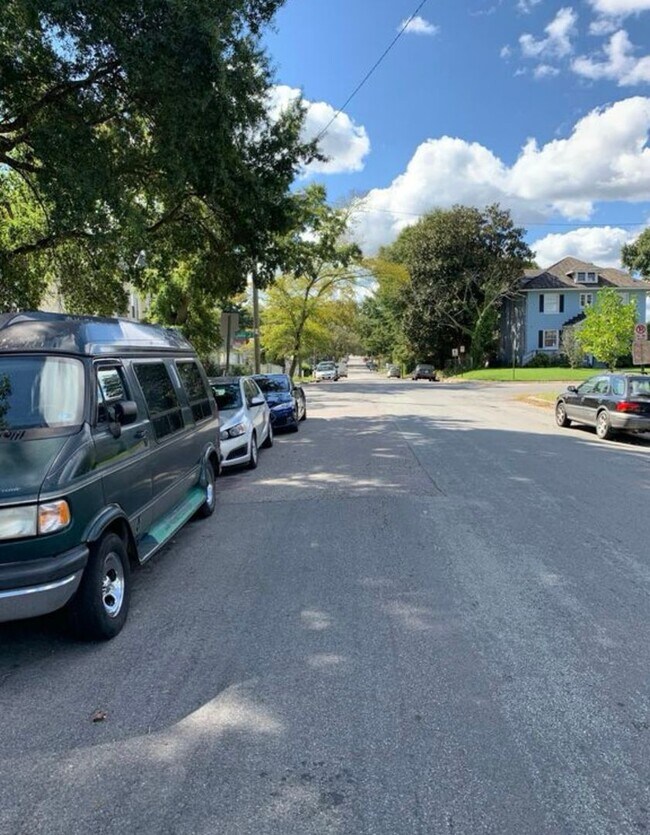 Building Photo - 2603 2nd Ave