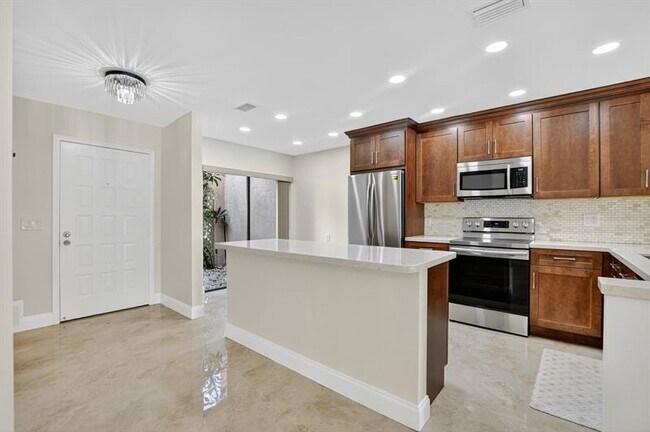 Building Photo - 21476 Juego Cir