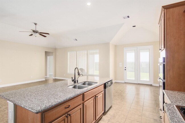 Building Photo - 26311 Parkman Grove Dr