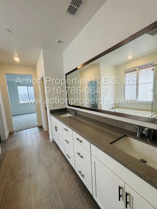 Building Photo - Action Properties RES inc. Offering Brand New Breckenridge @ Sierra West Solar 5 Bedroom 2793aq f...