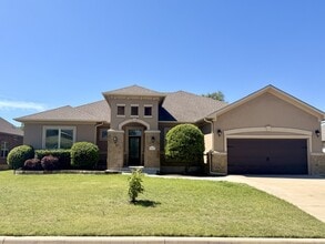 Building Photo - 10307 Bryson Dr