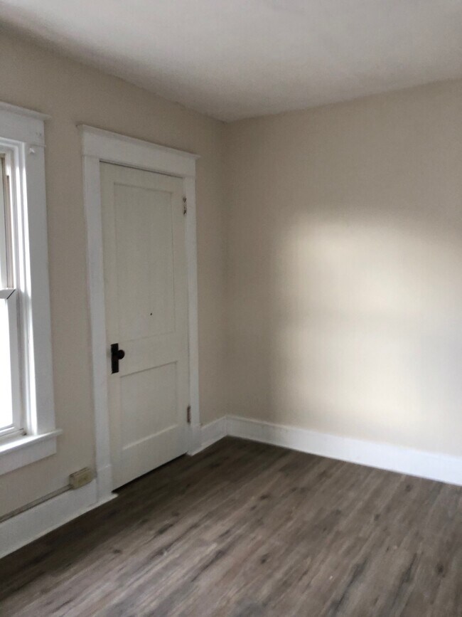 Back bedroom - 871 26th St