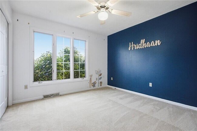 Building Photo - 2501 Birchwood Ct