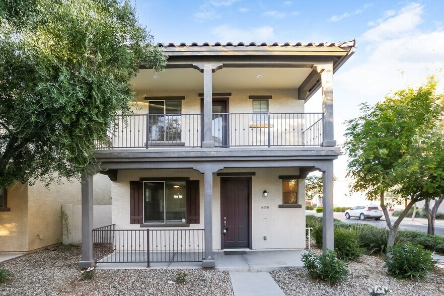 Primary Photo - 7032 S 7th Ln