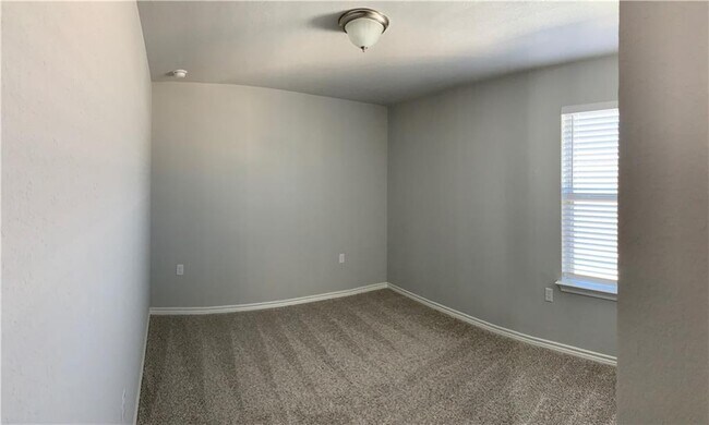 Building Photo - 1317 Ambler Dr