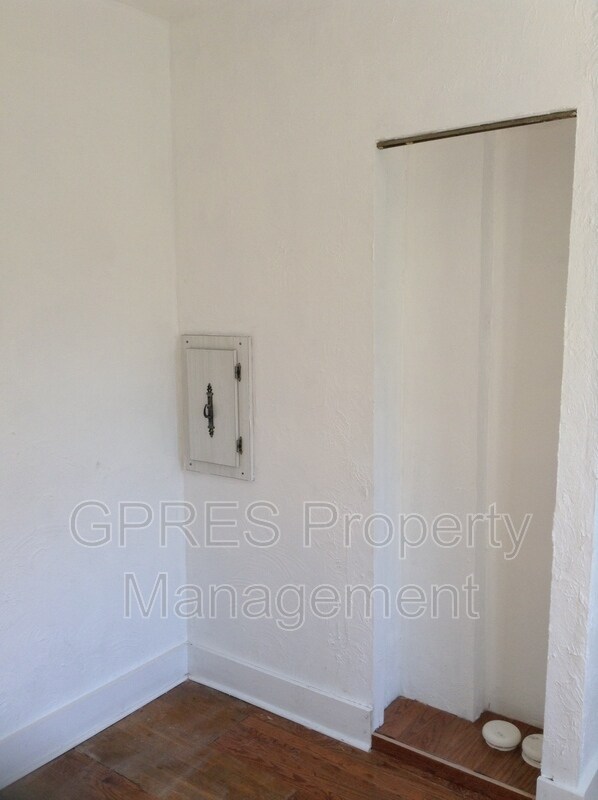 Building Photo - 1316 Wightman St