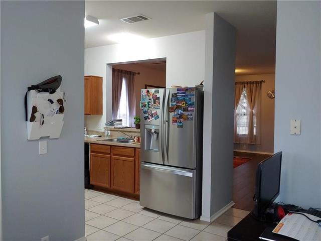 Building Photo - 2637 Boedeker Dr