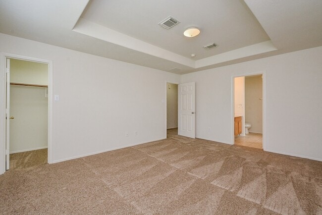 Building Photo - 18326 Thicket Grove Rd