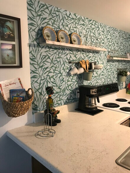 Building Photo - 6850 Blue Heron Blvd