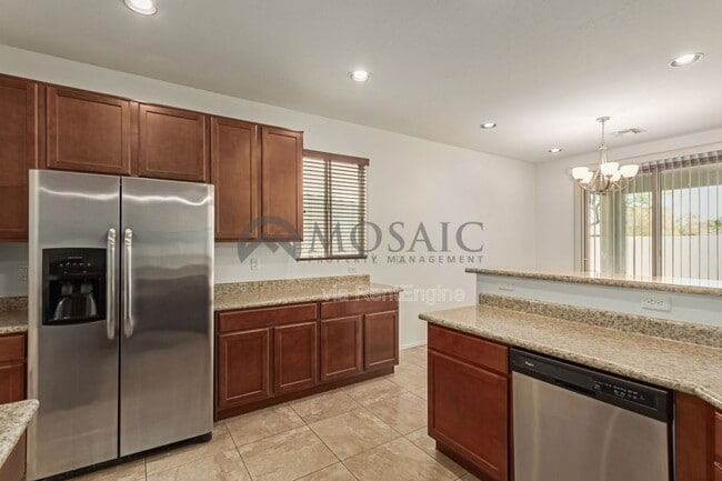 Building Photo - 40254 W Molly Ln