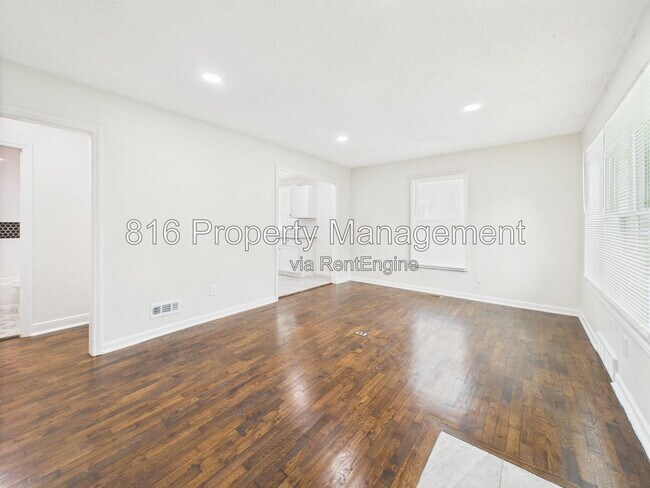 Building Photo - 8404 E 47th Terrace