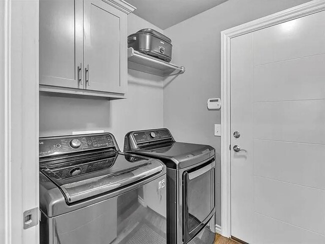 Building Photo - 8913 Stacy Lynn Ln