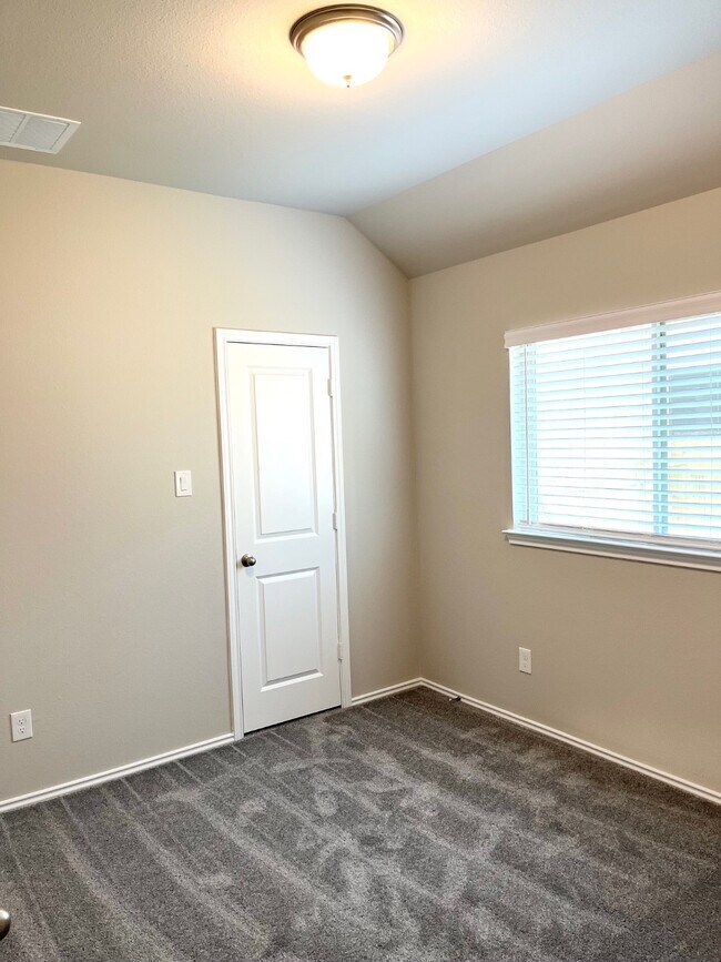 Building Photo - 20830 Wilde Redbud Trl