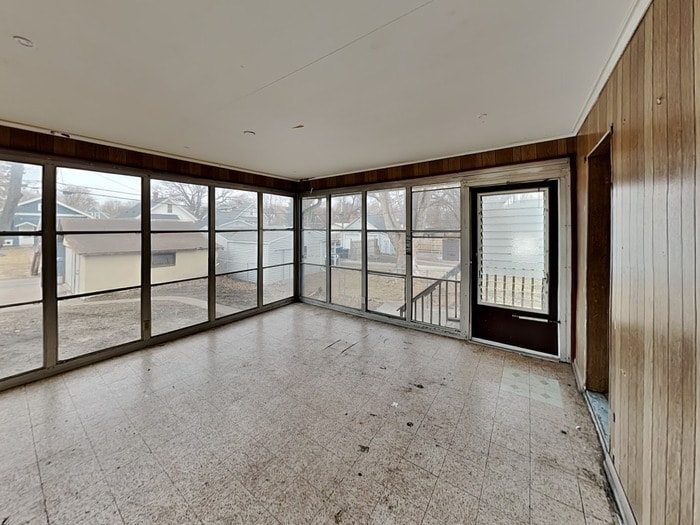 Building Photo - 3223 N Aldrich Ave