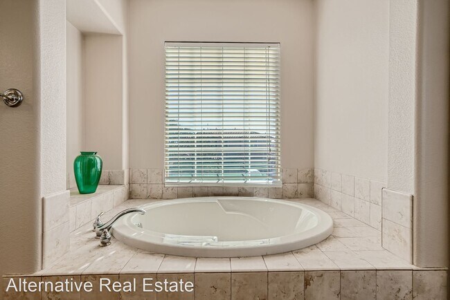 Building Photo - 5 br, 4 bath House - 10016 Sharp Ridge Avenue