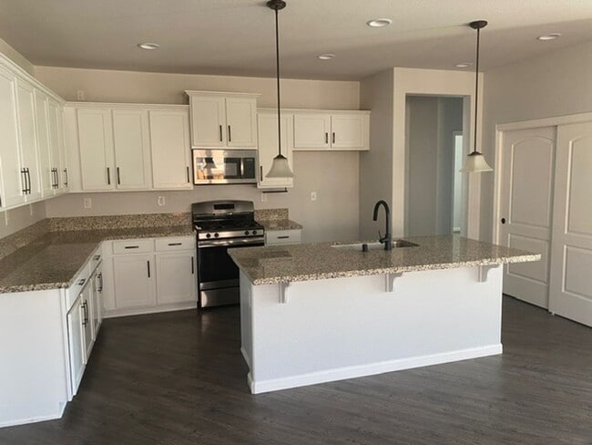 Building Photo - 3935 Hazy Swale Way