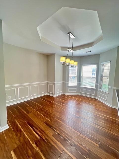 Building Photo - 7040 Silk Tree Pointe