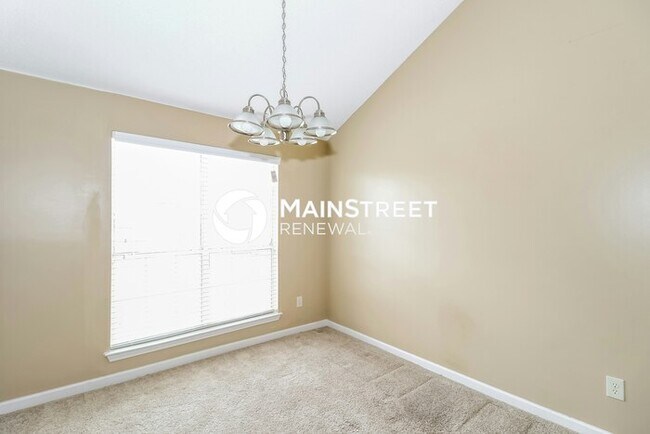 Building Photo - 3 Bedroom Pet-Friendly Home in Memphis, TN with Main Street Renewal