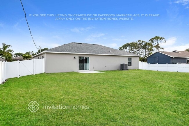 Building Photo - 535 Rembrandt St SE