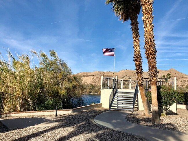 Building Photo - Beautiful Furnished 2 Bed / 2 Bath Condo in Laguna Nueva – Colorado River Living! 1-3 Month Term