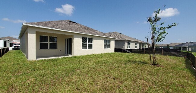 Building Photo - 3-Bedroom, 2.-Bathroom in Squires Grove/Wi...