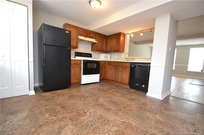 Building Photo - 4326 Halliwell Dr