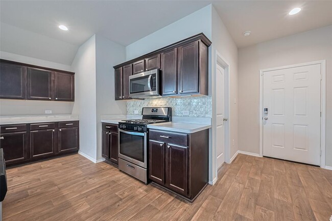 Building Photo - 15312 Timber Preserve Ln