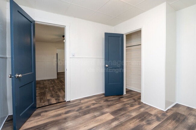 Building Photo - 1160 S Richmond Ave