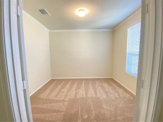 Building Photo - 604 Sonterra Blvd