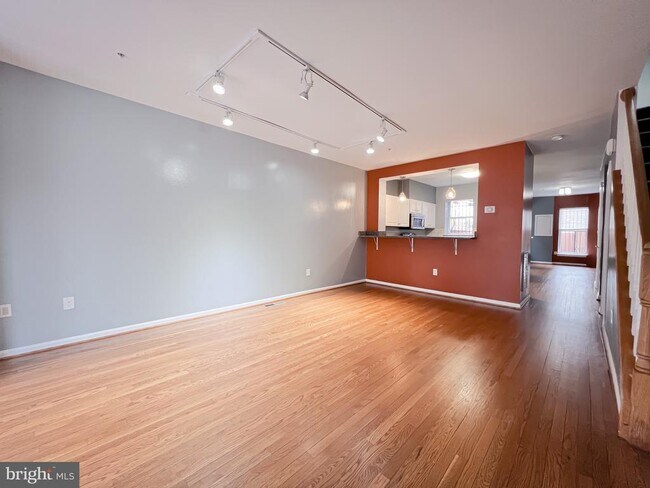 Building Photo - 617 U St NW