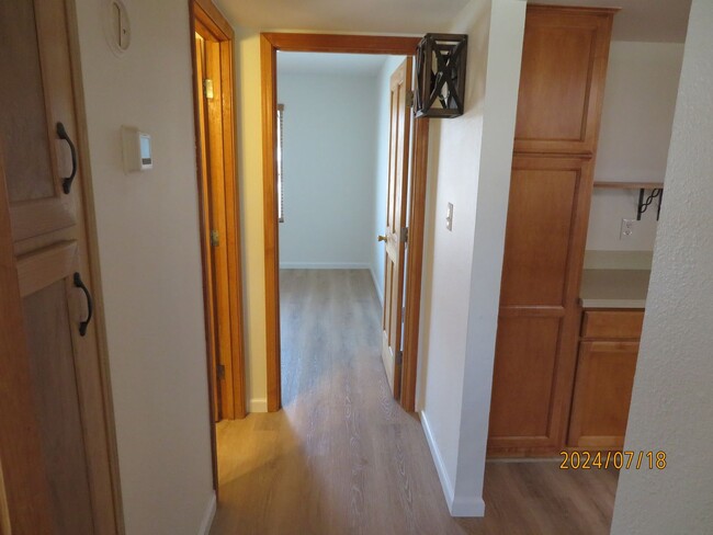 Building Photo - Centrally Located Family Home for Rent