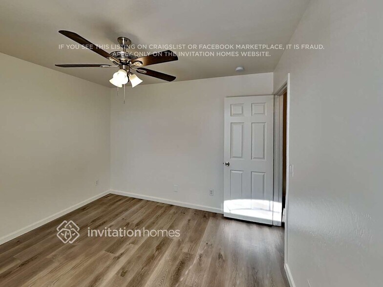 Building Photo - 15996 W Watkins St