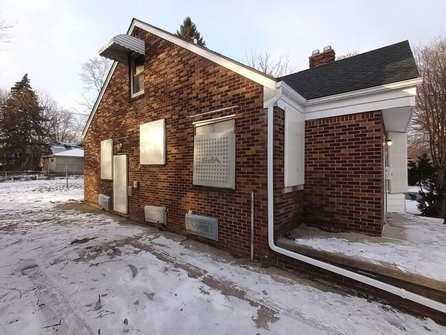 Building Photo - 17851 Strasburg St
