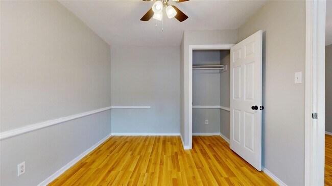 Building Photo - 5127 Girnigoe Dr