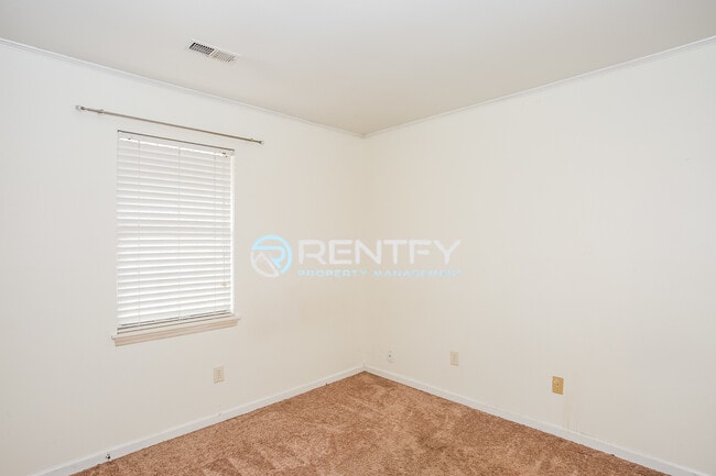 Building Photo - 1630 Pamela Lorraine Dr