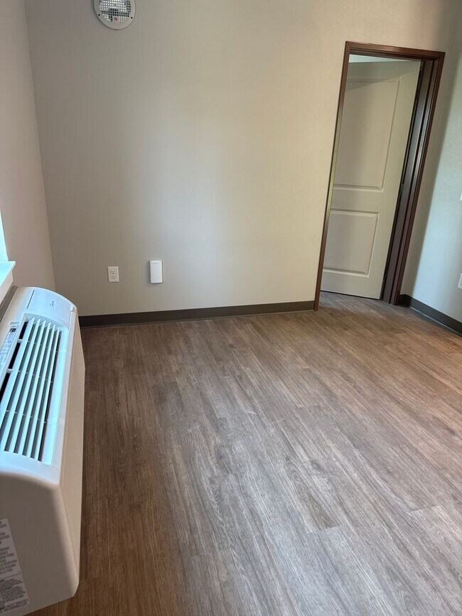 Building Photo - Beautiful, Brand New One Bedroom Near CSU!