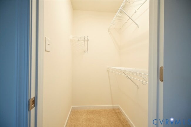 Building Photo - 224 Greenpark Rd