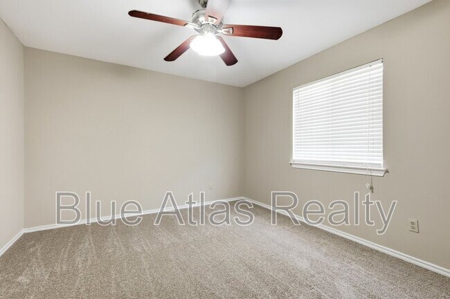 Building Photo - 2744 Frontier Ln